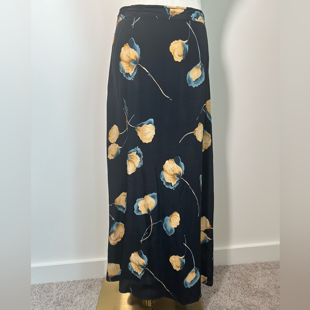 VTG 90s BICE Floral Midi SKIRT